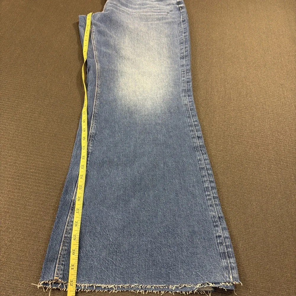 New American Eagle Dreamy Low-Rise Baggy Flare Simply Dark Raw Hem Jean 18 34W - Picture 8 of 9
